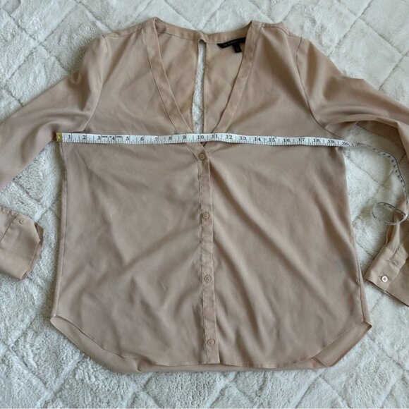 Victoria's Secret | Camel Front Button, Open Back Blouse | Size Small - Picture 9 of 10